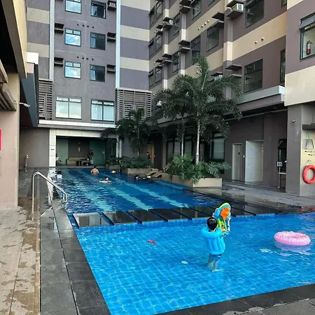 Cozy R&R Suite Aurora Escalades Cubao